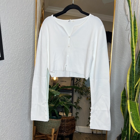 HOUSE OF CB 'Eloise' Ivory Cropped Cardigan NWOT - Picture 9 of 12